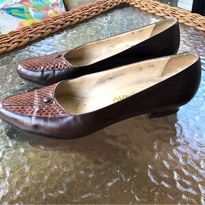 Salvatore Ferragamo Brown Leather Low Heel Pumps, Snake Skin, Women’s 8, Italian